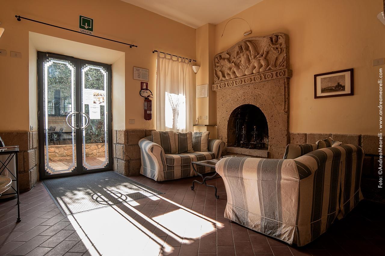 Hotel Scilla Sovana Exteriör bild