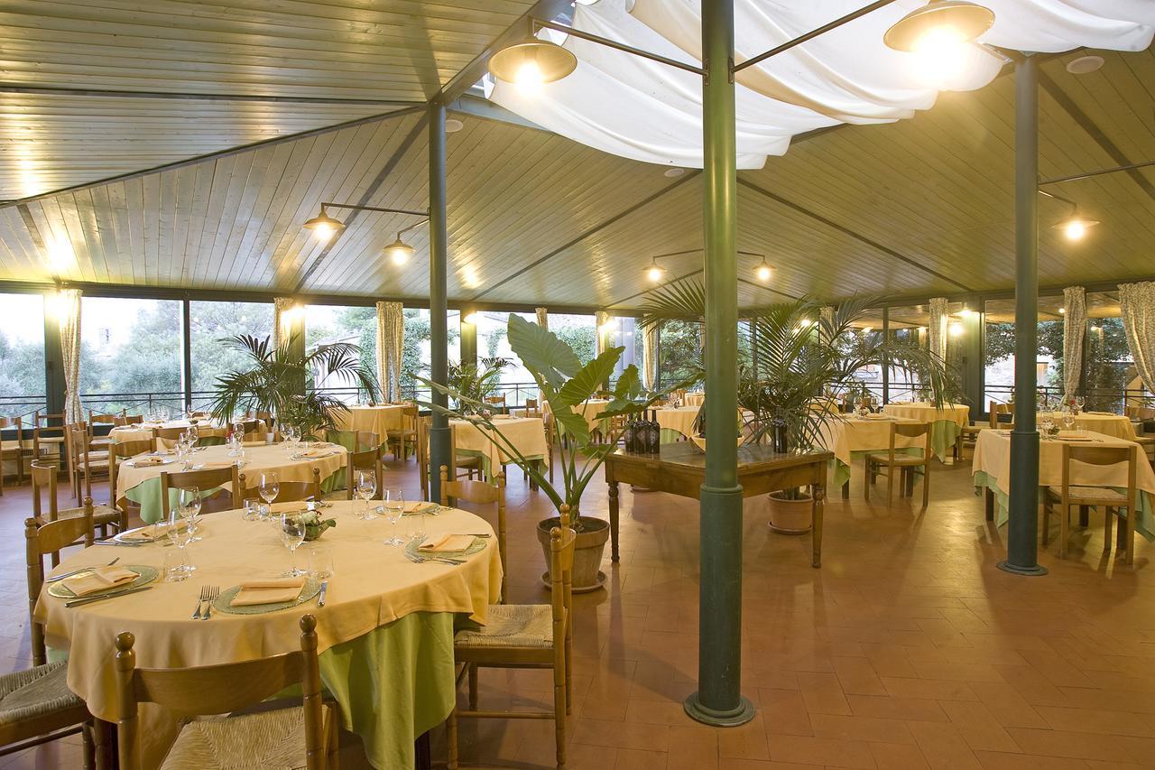 Hotel Scilla Sovana Exteriör bild