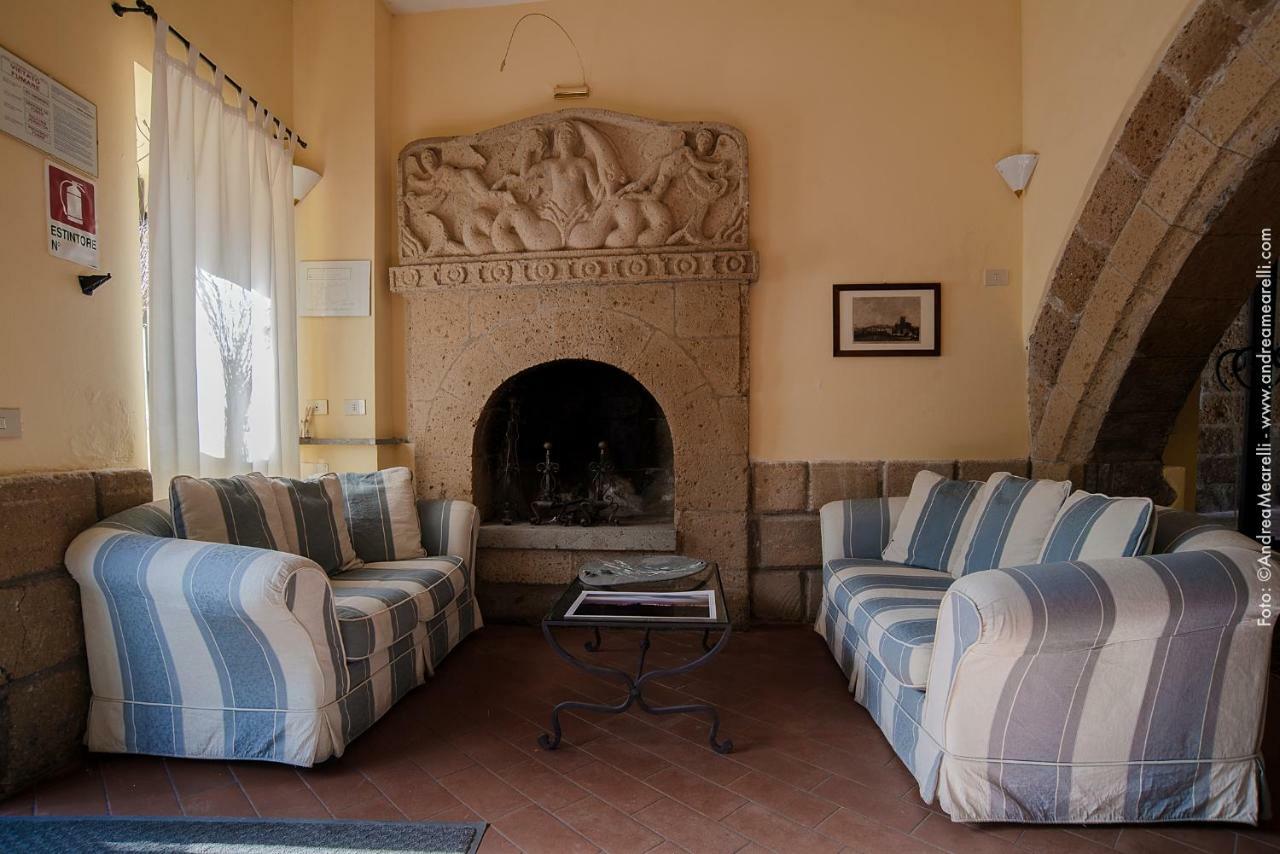 Hotel Scilla Sovana Exteriör bild