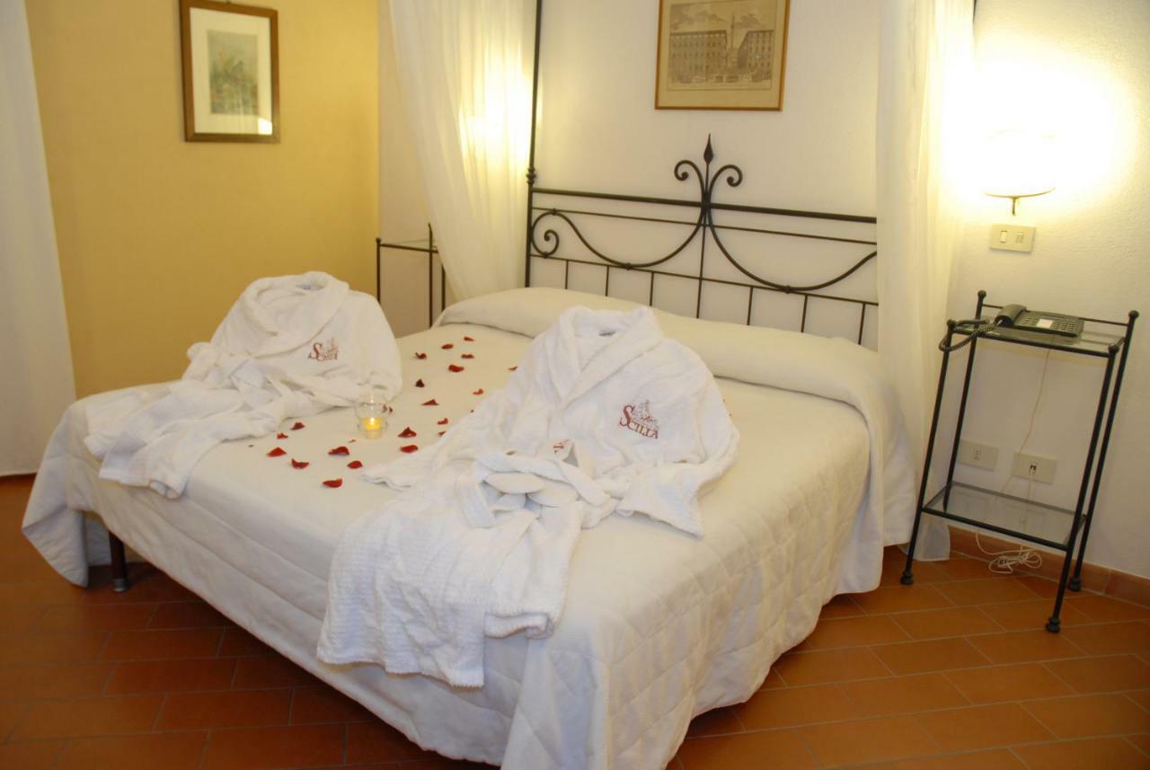 Hotel Scilla Sovana Exteriör bild